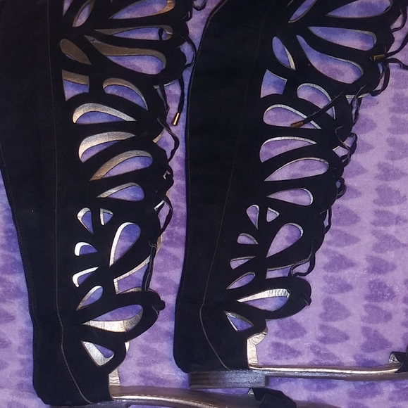 Knee High Gladiator Sandals - Picture 1 of 4